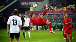 cristian-ronaldy-thomas-mueller-portugal-germany-deutschland-national-team-euro-fra16